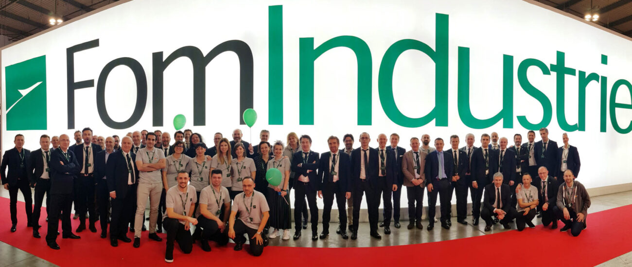 SLIDE 930x3684 made expo 2019 fom industrie